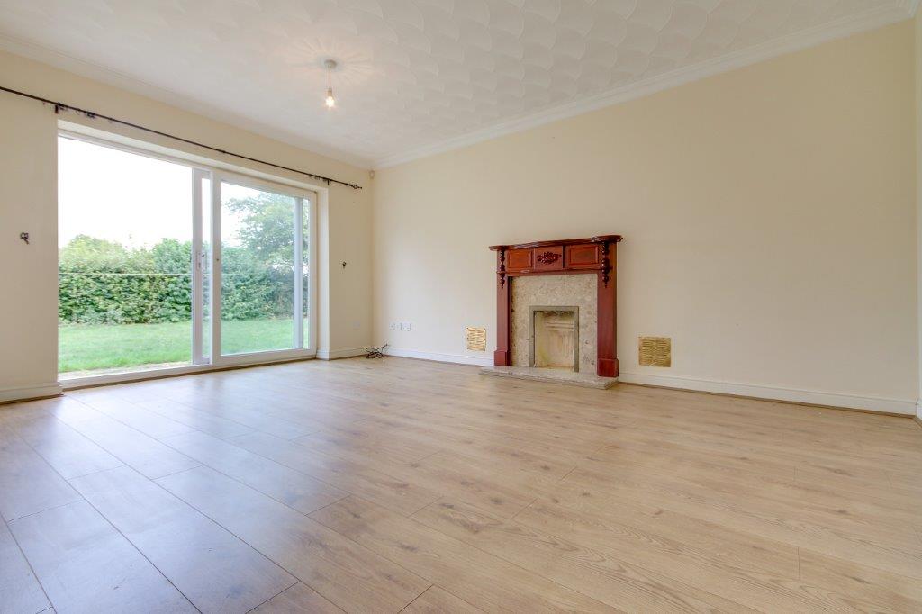 Woodnewton Northamptonshire Pridmore Close Graham John